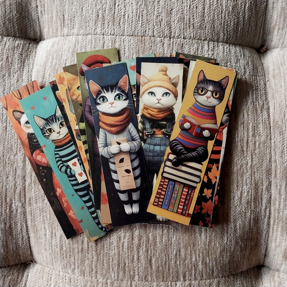 NEW Set of 25 Colorful Cat Bookmarks
